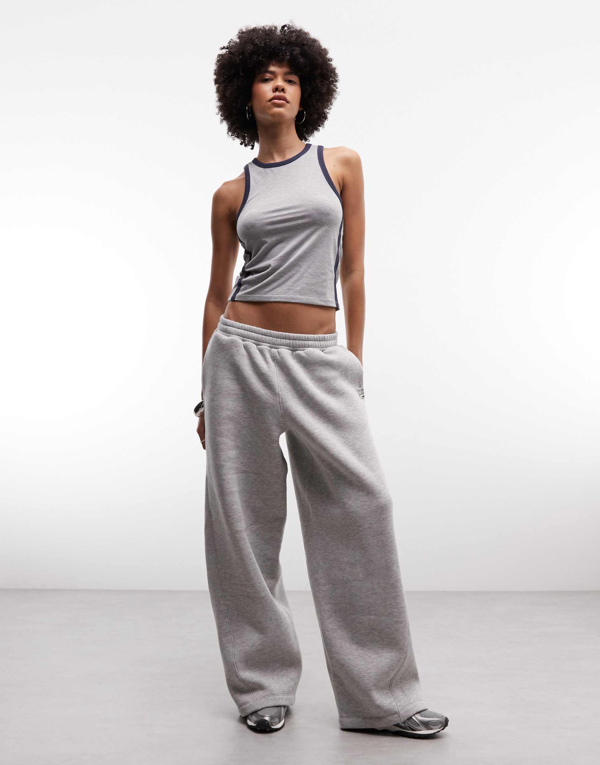 collusion cocoon sweatpants in gray heather