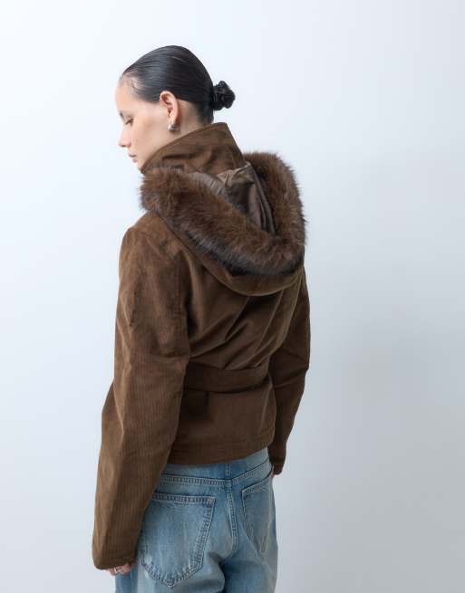 COLLUSION corduroy aansluitend jack met opstaande kraag en faux-fur capuchon in bruin, 4 van 5
