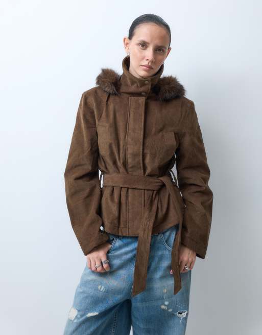 COLLUSION corduroy aansluitend jack met opstaande kraag en faux-fur capuchon in bruin, 5 van 5