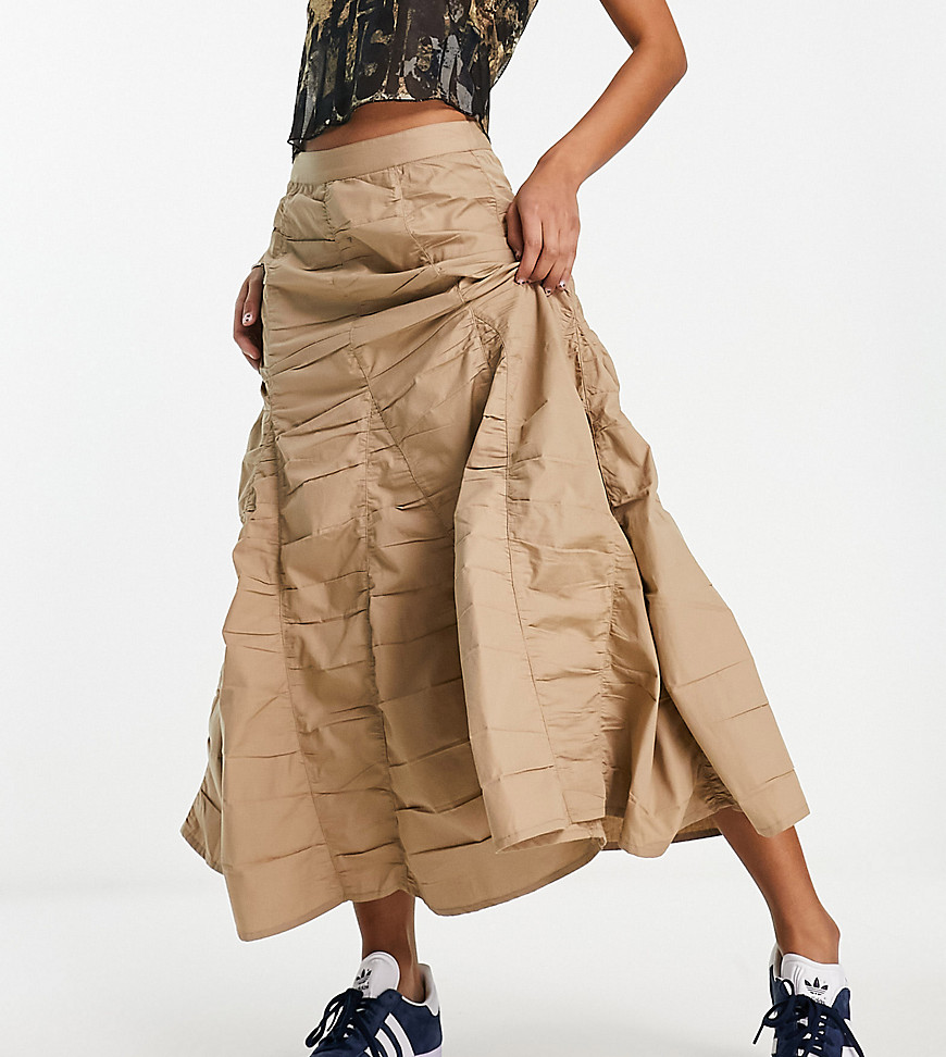 COLLUSION cotton ruched tiered midi skirt in stone-Neutral