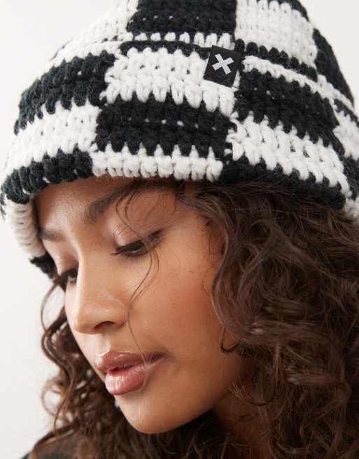 COLLUSION crochet check beanie in black and ecru