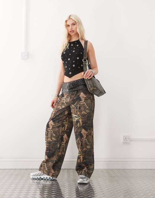 COLLUSION – Crop top med halterneck och öljetter, 3 av 4