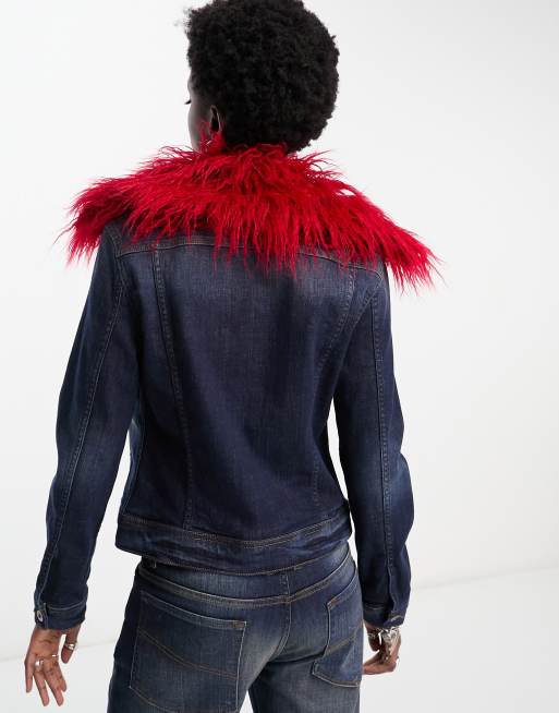 COLLUSION - Cropped denim jack met Y2K wassing en afneembare rode bontrand in donkerblauw, 2 van 4