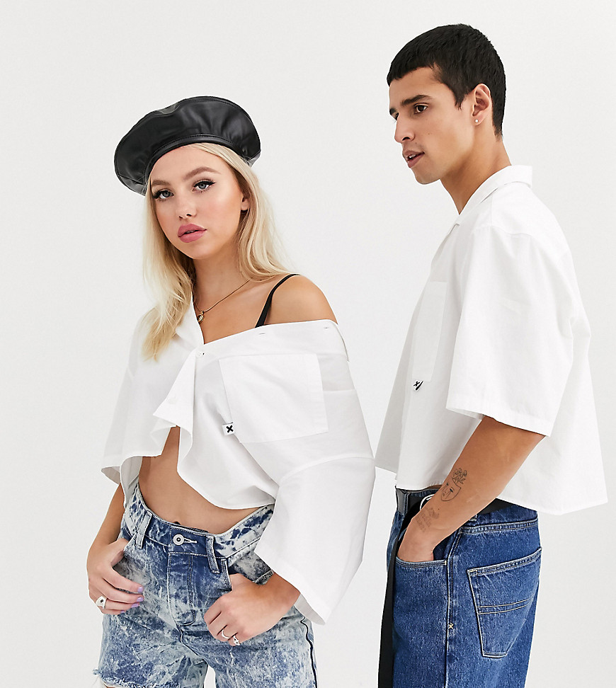 COLLUSION - Cropped unisex overhemd in wit
