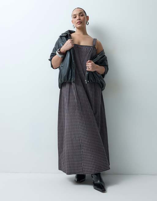 COLLUSION Curve smock channel detail maxi dress in brown check, 2 of 5
