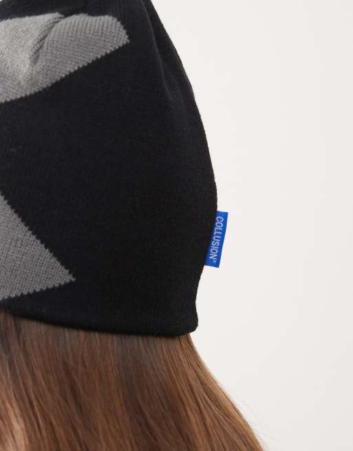 COLLUSION – Czarna czapka beanie w stylu skater z dużym logo X, 2 z 3