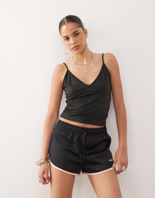 deep v cami top in black