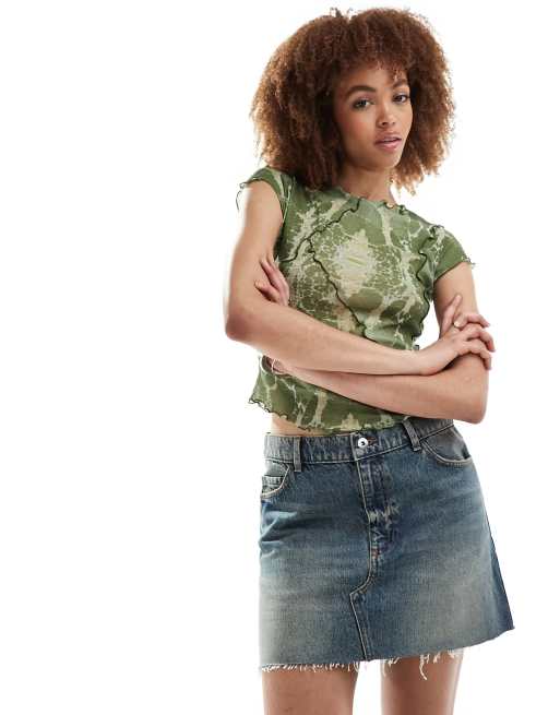 COLLUSION - Denim minirok met gerafelde zoom in vintage wassing