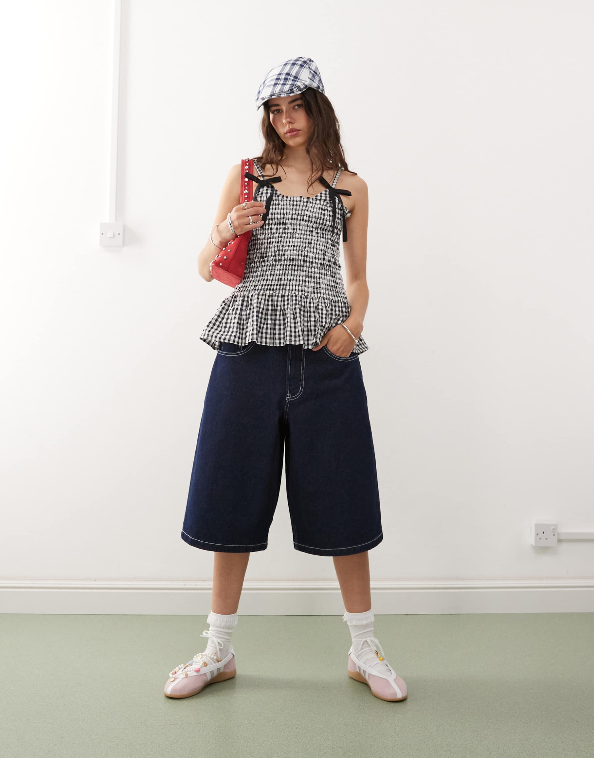 collusion denim skater jorts with contrast stitch in rinsewash