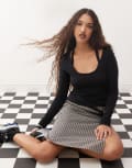 [Collusion] COLLUSION double layer v neck long sleeve sporty top-Black XS BLACK