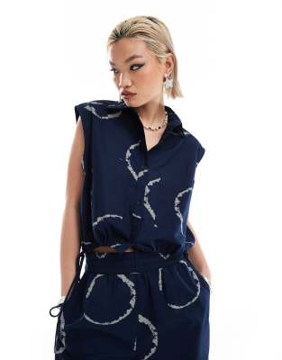 Collusion COLLUSION draw string boxy shirt co ord in blue tie dye print-Black