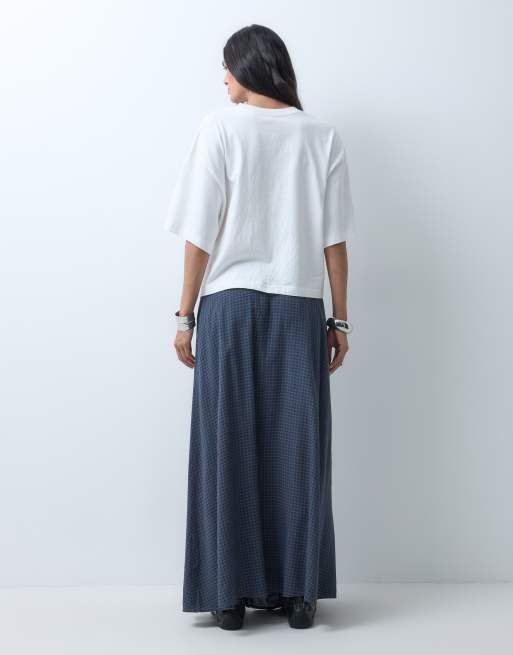 COLLUSION drawcord pull on maxi skirt in grey and navy check, 4 of 5