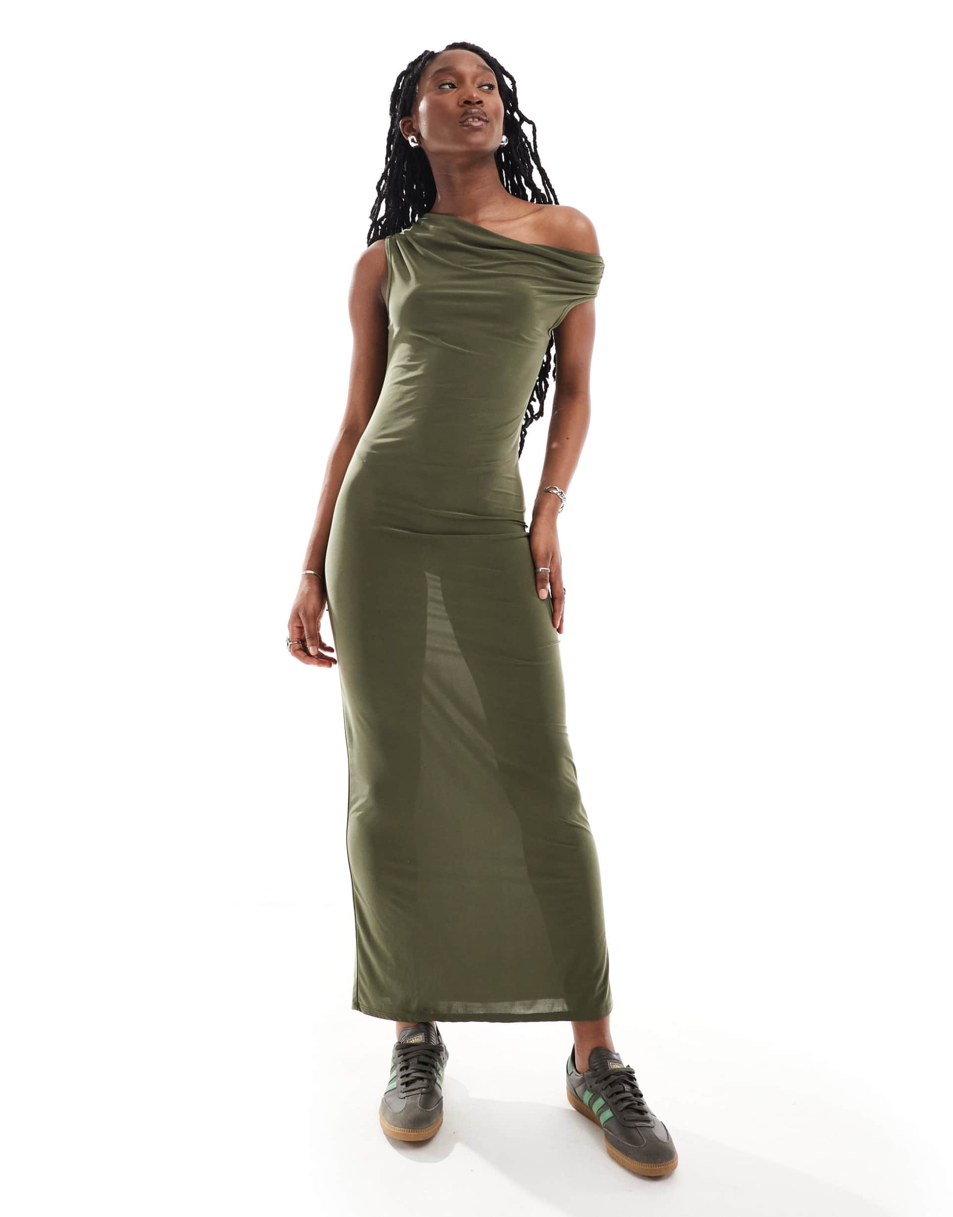 collusion drop shoulder maxi dress in khaki