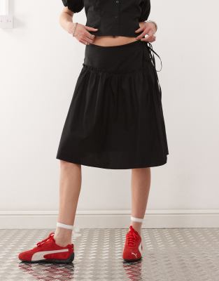 Shop Collusion Drop Waist Poplin Skirt In White