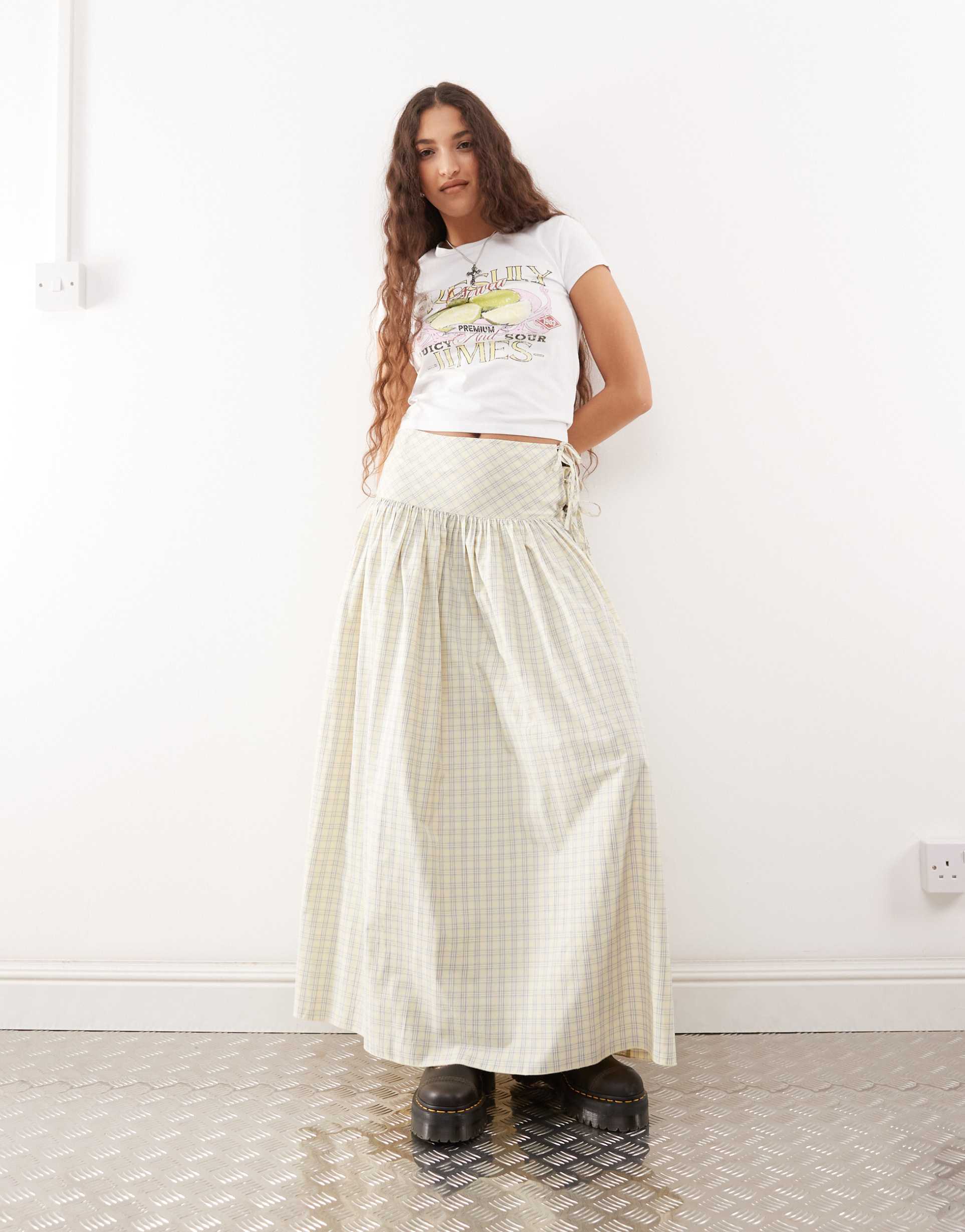 collusion drop waist print maxi skirt in yellow check