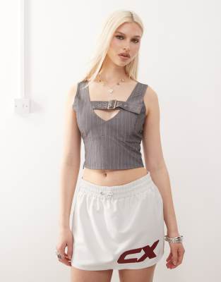 COLLUSION - Elegantes Camisole-Oberteil in Grau mit Nadelstreifen