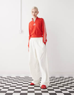 extreme oversized washed sweatpants in ecru-White