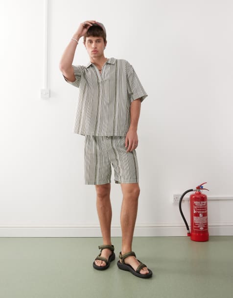 COLLUSION – Fakturowane szorty z kremowej tkaniny w paski - view 1