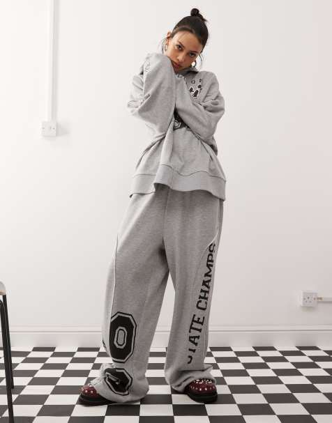 COLLUSION - Felpa con cappuccio oversize grigia con motivo applicato e zip in coordinato - view 1