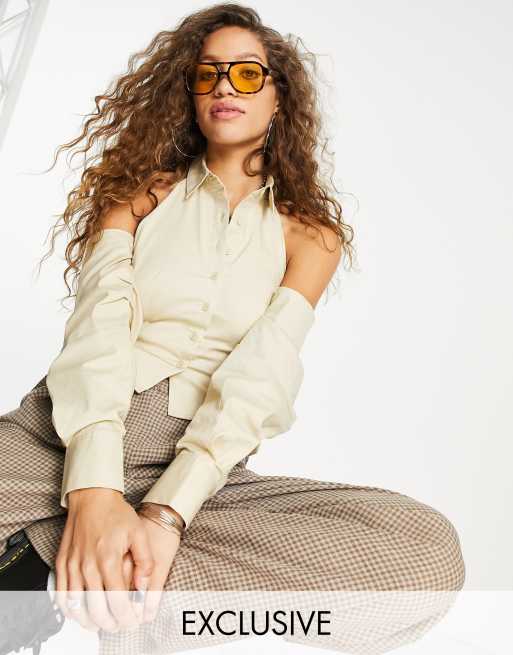 COLLUSION – Figurbetontes Hemd in Creme mit Neckholder und Schulterausschnitten