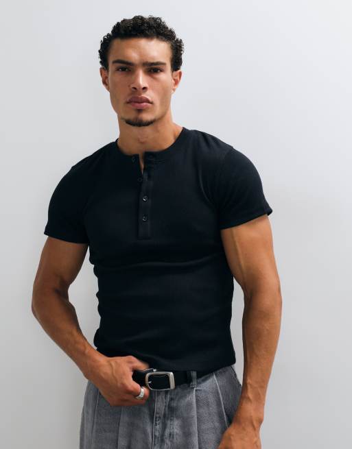 COLLUSION figursydd henley-t-shirt med korta ärmar i svart, 5 av 5