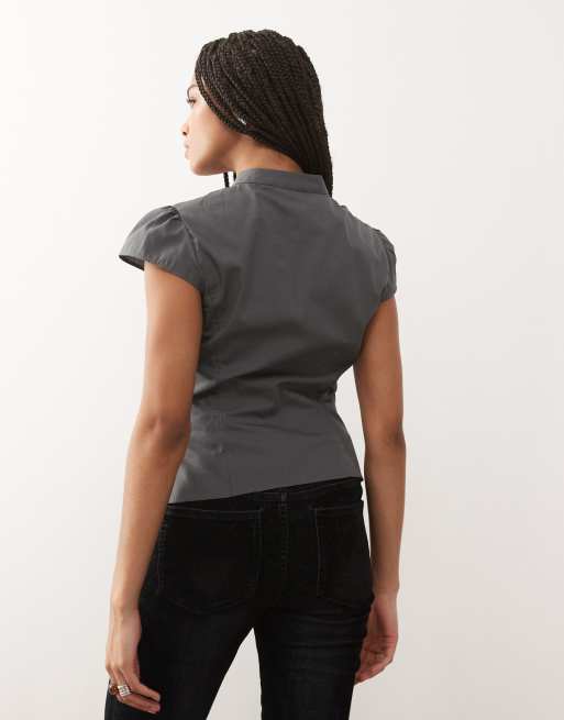 COLLUSION fitted high neck zip shirt in gray, 4 of 4
