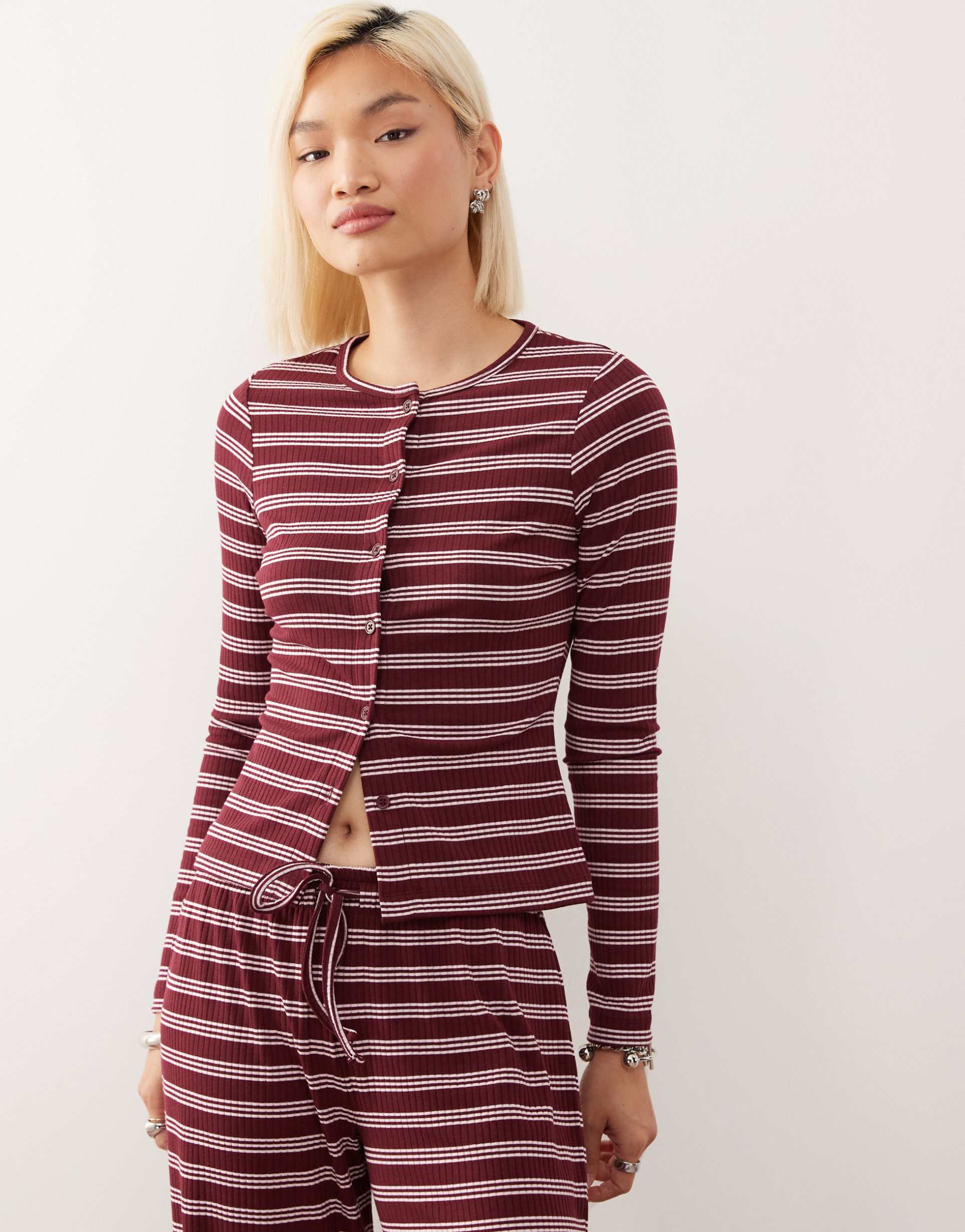 collusion fitted rib cardigan in maroon stripe - part of a set