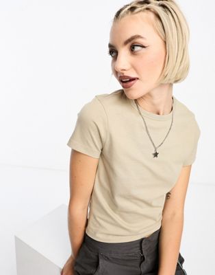 COLLUSION fitted t-shirt in stone-Neutral