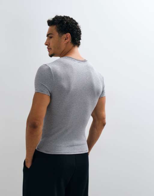COLLUSION fitted T-shirt in striped print, 4 of 5