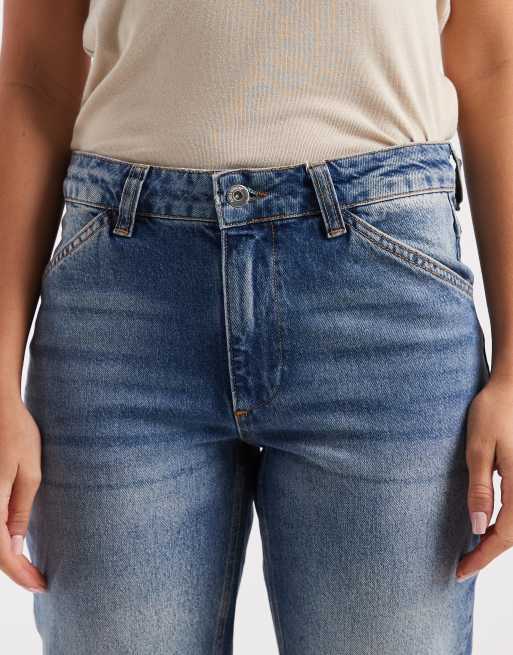 COLLUSION - Flare jeans met lage taille en gedraaide naden in blauw met wassing, 4 van 5