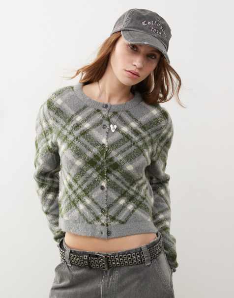 COLLUSION – Flauschige Strickjacke mit knappem Schnitt und Karomuster - view 1