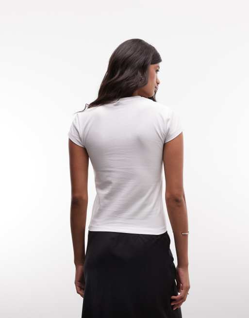 COLLUSION Forever That Girl T-Shirt mit V-Ausschnitt und Slogan in Weiß, 4 von 4