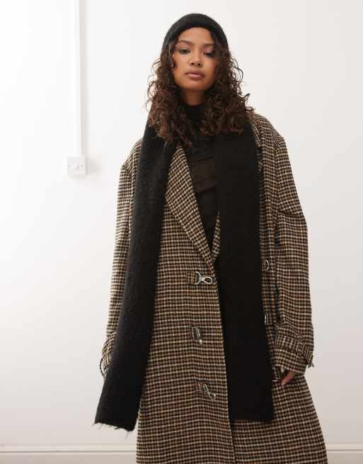 COLLUSION - Foulard e cappuccio 2 in 1 nero in maglia, 2 di 3