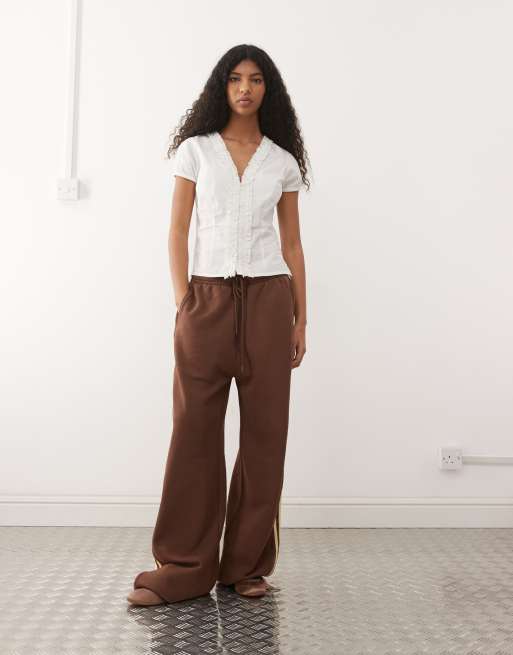 COLLUSION frill detail short sleeve blouse in white, 3 of 4