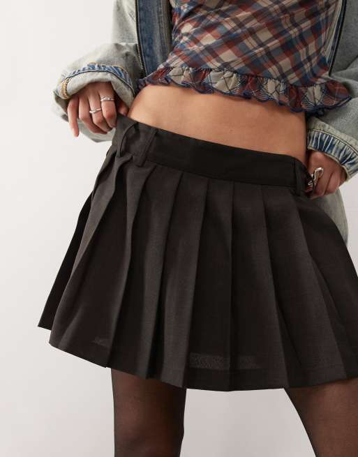 COLLUSION pleated mini kilt in black