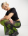 Thumbnail 1 van 4