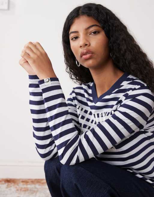 COLLUSION - Gestreept T-shirt met lange mouwen en V-hals in blauw en wit, 4 van 4