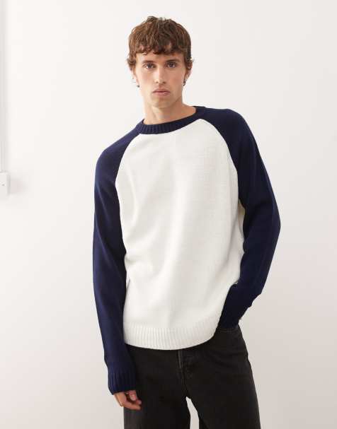 COLLUSION – Gestrickter Raglanpullover mit Ärmeln in Marineblau - view 1
