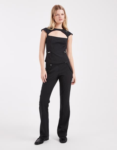 COLLUSION - Getailleerde broek met krijtstreep en gesp broek in zwart, deel van co-ord set - view 1