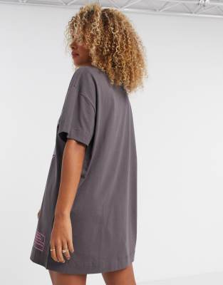 short sleeve t shirt dress