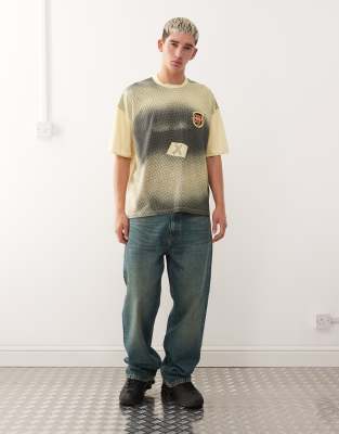 Collusion Graphic Soccer Top In Yellow