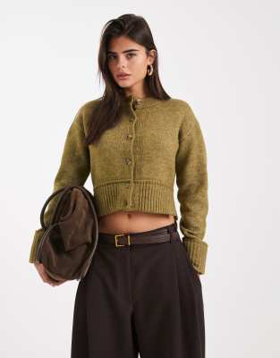 COLLUSION - Grüne Strickjacke mit betonter Taille