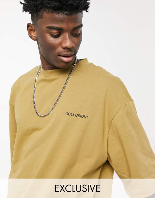 COLLUSION – Gulbrun t-shirt i oversize med tryckt logga