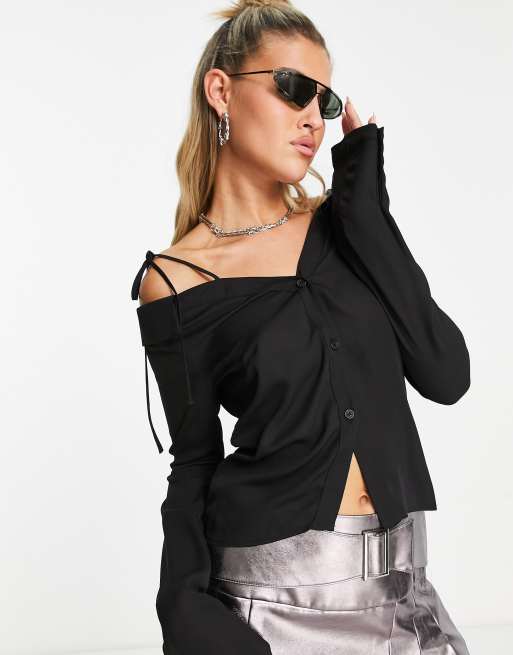 COLLUSION – Hemdbluse in Schwarz mit Riemchen 