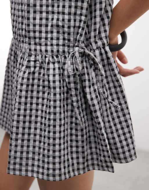 COLLUSION high neck mini dress in grey check, 3 of 4