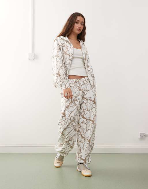 COLLUSION - Hoodie met rits, rechte pasvorm en print in wit