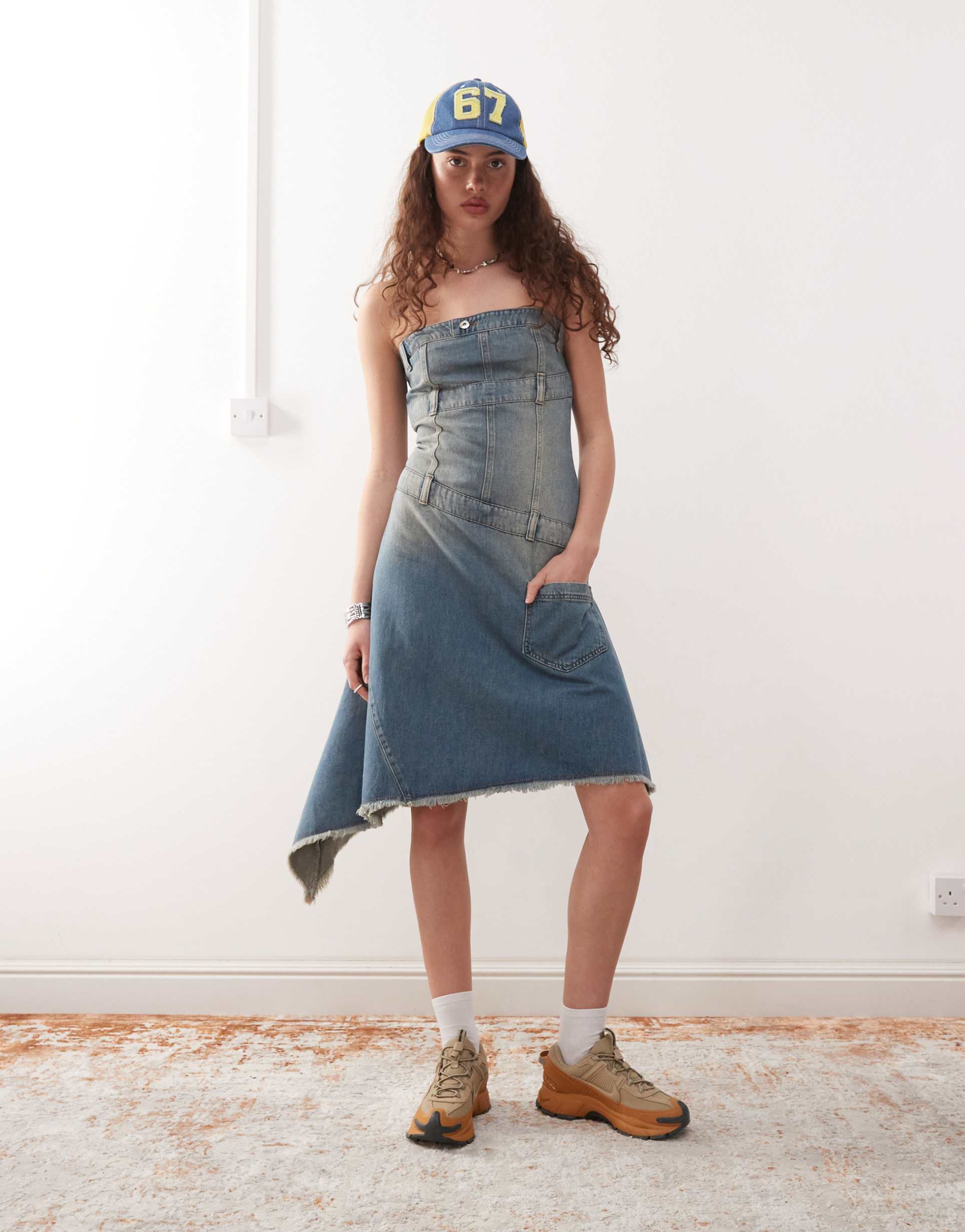 collusion iconic denim dress in vintage wash