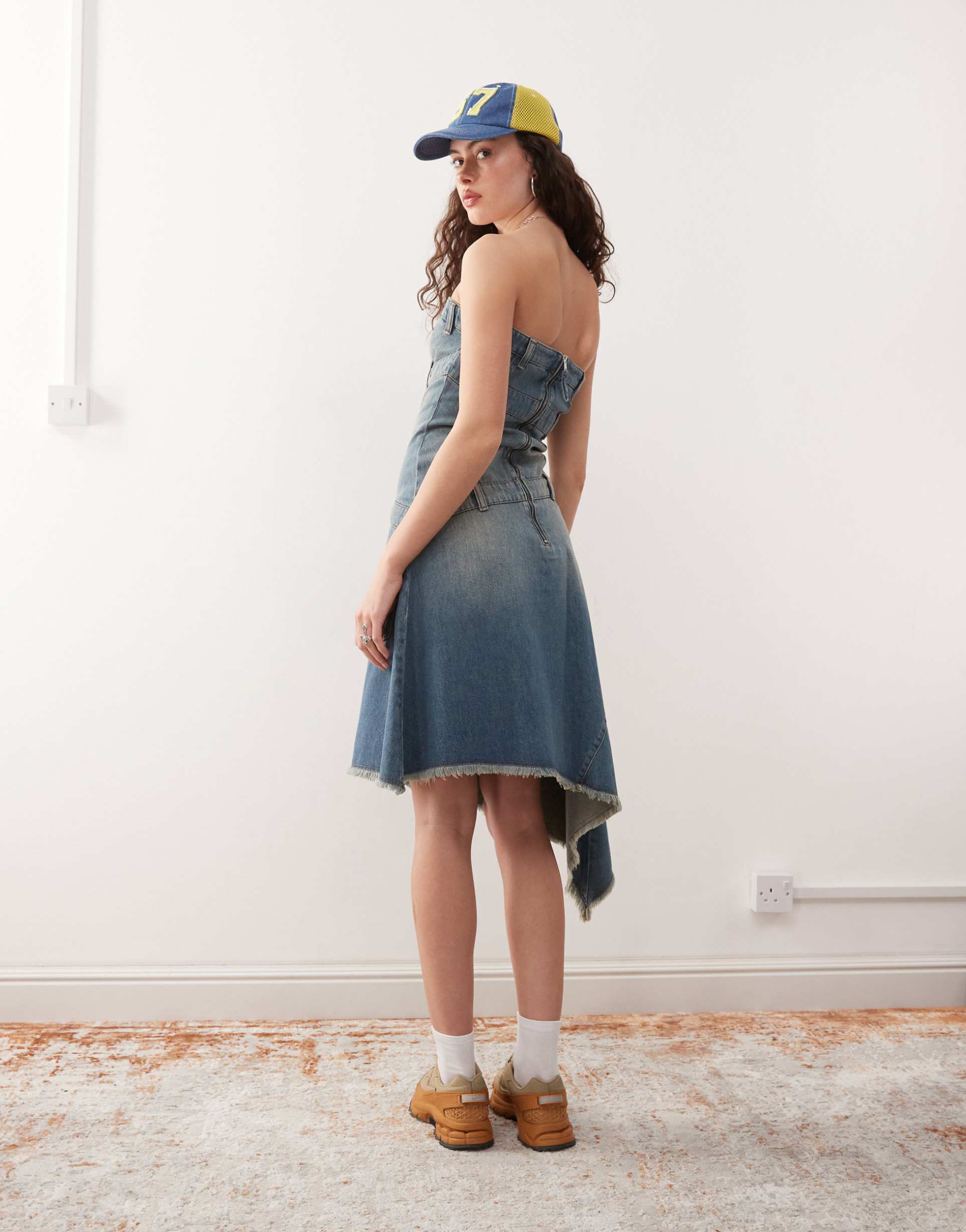 collusion iconic denim dress in vintage wash