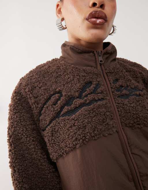 COLLUSION – Jacke aus Teddyfell und Nylon in Braun, 4 von 4