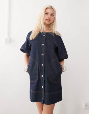 COLLUSION - Jeans-Hemdblusenkleid in Rinse-Waschung mit Puffärmeln-Blau